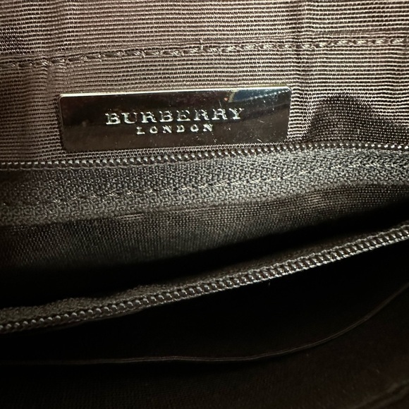 EUC Vintage Burberry leather & suede handbag - Picture 5 of 8